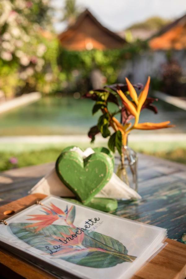 United Colors Of Gili Hotel Gili Meno Exterior photo